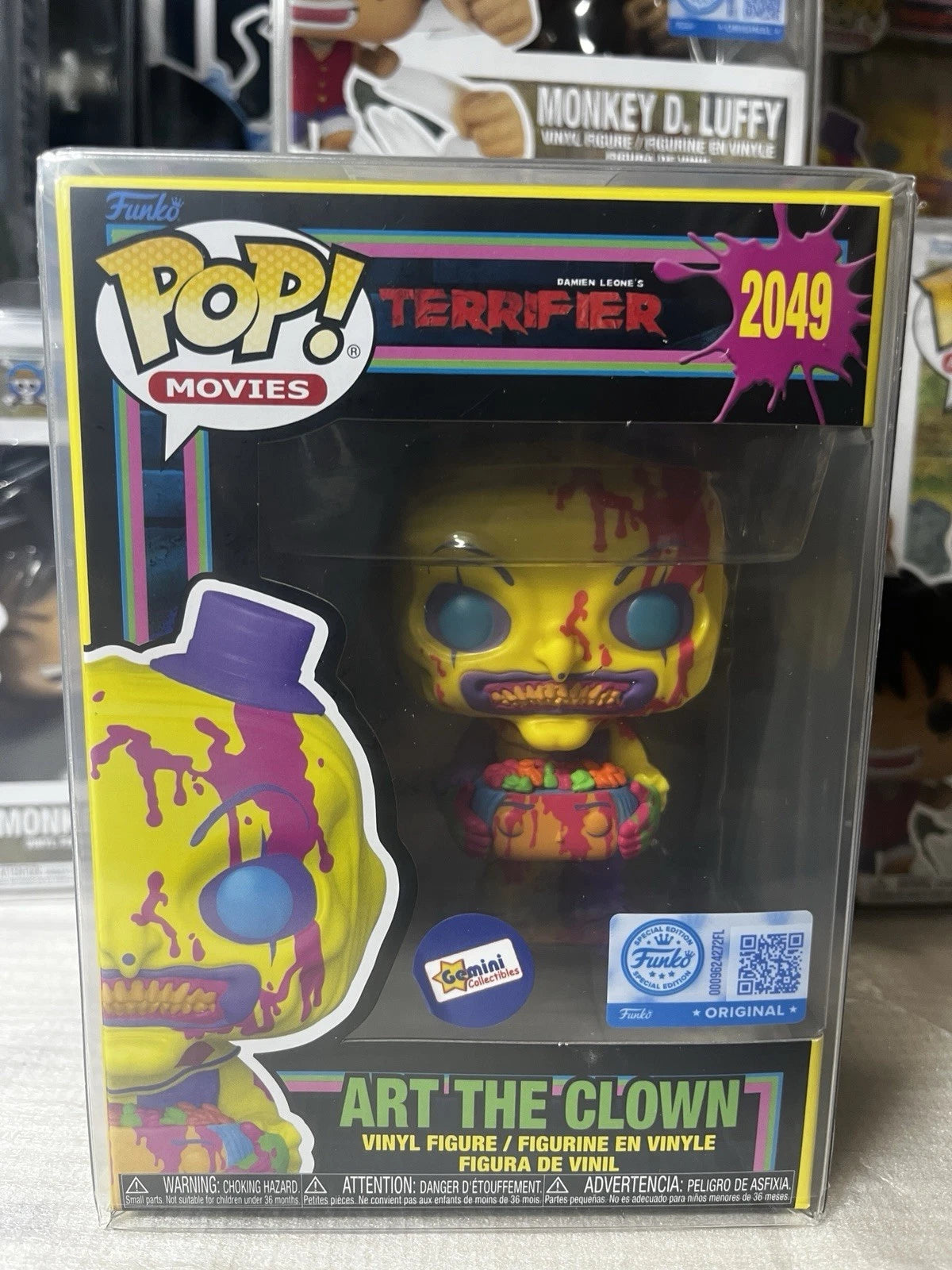 Funko Pop! Movies: Terrifier - Art The Clown with Head (Blacklight)
